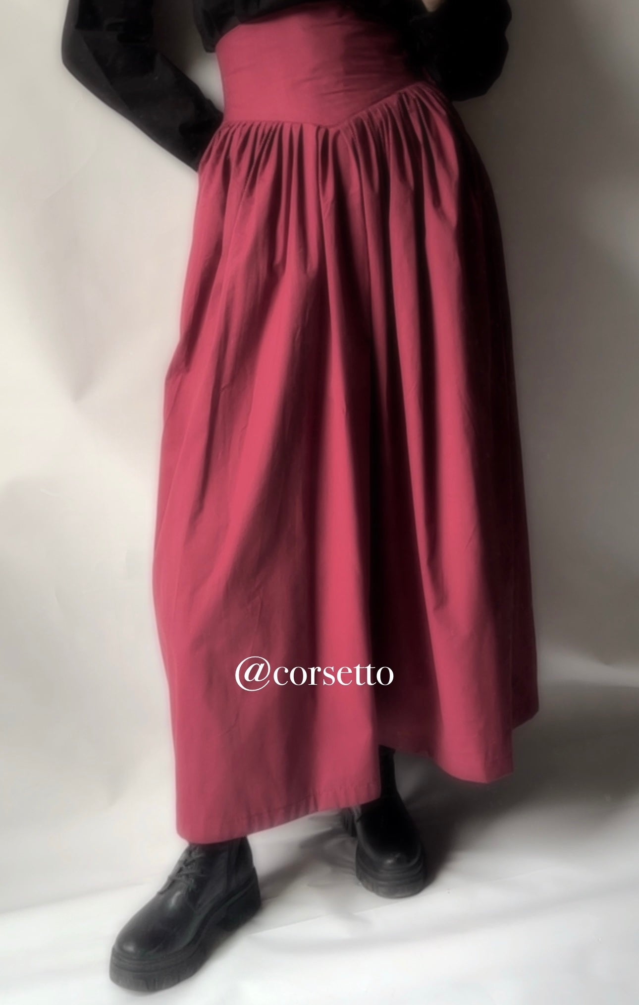VYN Skirt